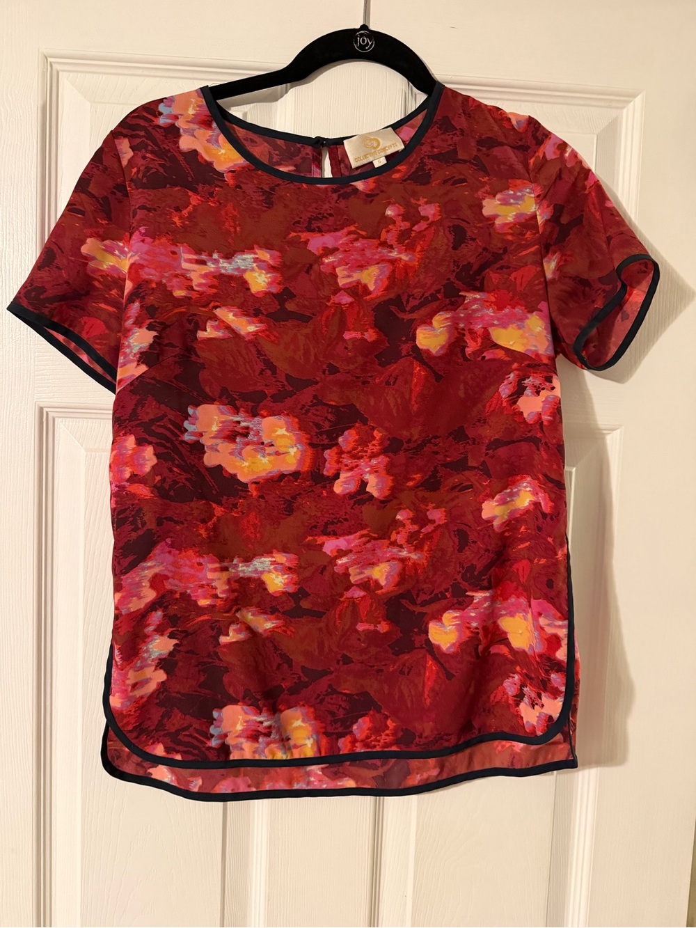 Collective Concepts Red Floral Short Sleeve Blouse
